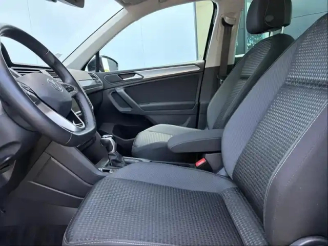 Volkswagen Tiguan 2.0 tdi 150ch active dsg7 — photo 26