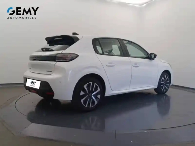 Peugeot 208 hybrid 100 e-dcs6 — photo 18