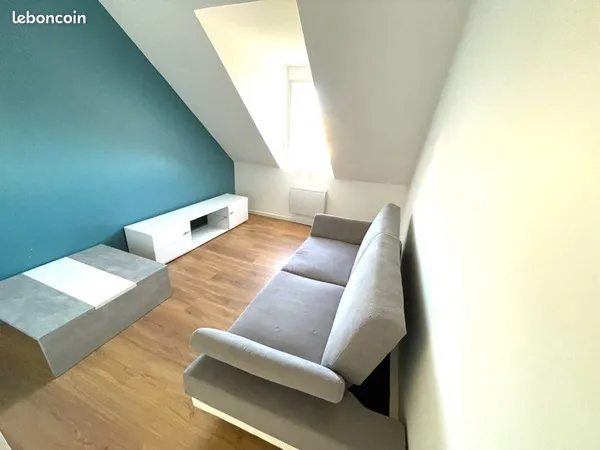 À 10 minutes à pieds de la gare, Mulhouse limite Riedisheim 48 rue île Napoléon au 3 eme et dernier 