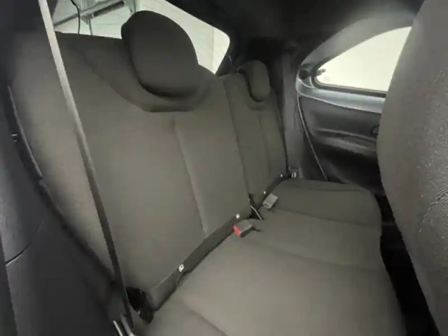 Toyota Aygo 1.0 72 design — photo 17