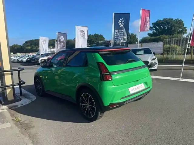 Renault 5 renault  e-tech electrique 10 ch autonomie confort — photo 5