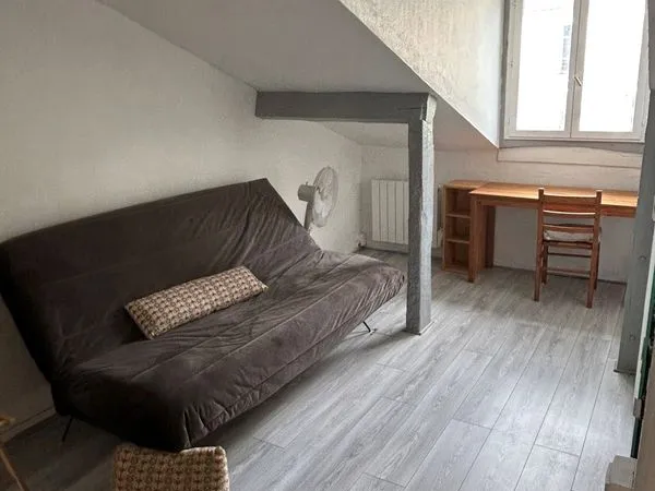 Studio 1 pièce 19 m²