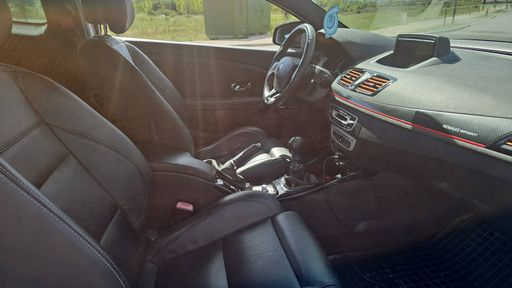 Renault Megane RS 2.0 265.0 - N/A – 2015 – 144965 km – Essence – Boîte Manuelle — photo 26