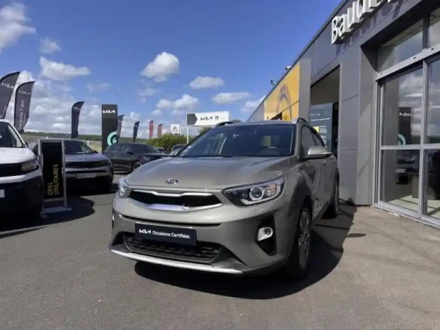 Kia Stonic 1.0 t-gdi 120ch isg design business dct7 euro6d-t — photo 1
