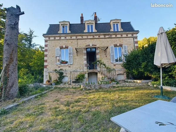 [VENTE] Maison de maître de 1900 avec piscine à 2h30 de Paris (Desservie depuis Bercy)