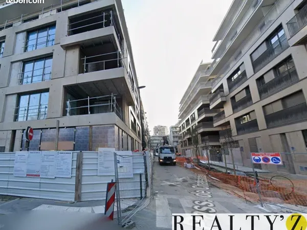 Local commercial 66 m²