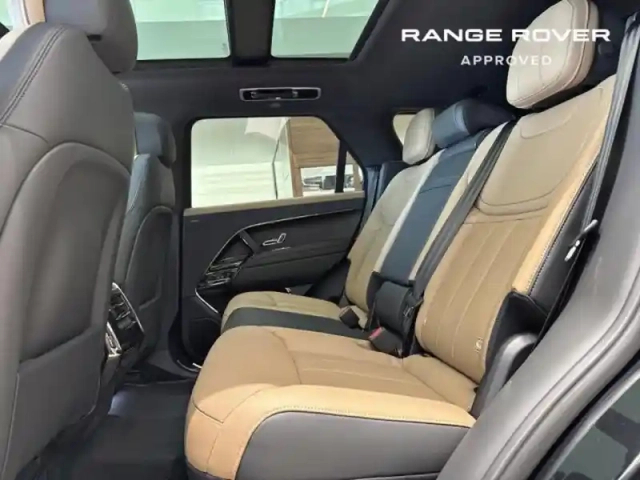 Land Rover Range Rover sport 3.0 p460e 460ch phev dynamic midnight edition — photo 10