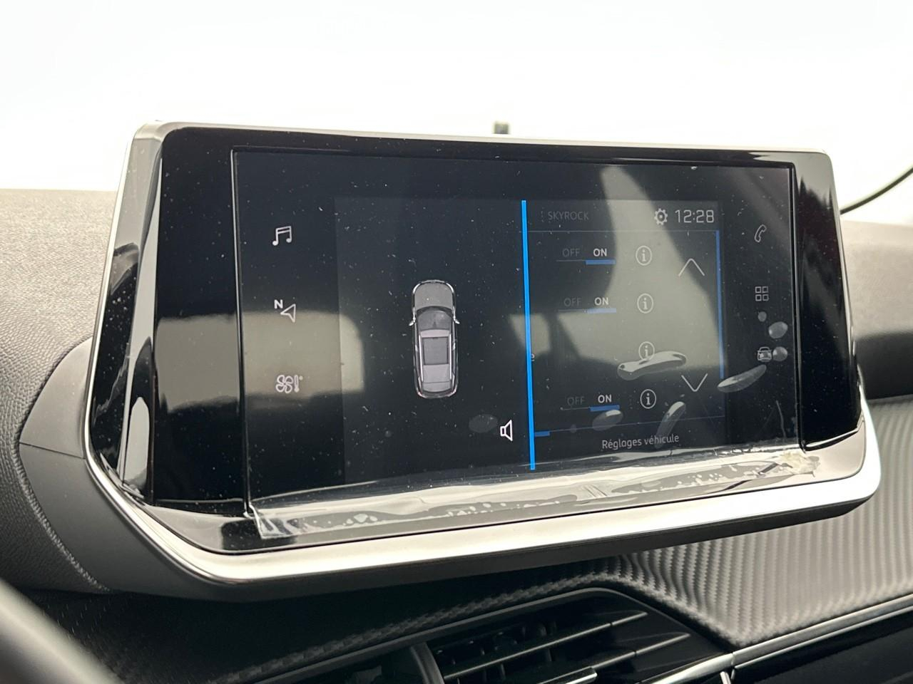 Peugeot 2008 puretech 130 s&s bvm6 style — photo 27
