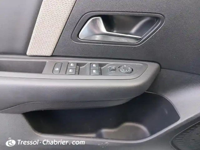 Citroën C4 bluehdi 130 s&amp;s eat8 shine — photo 20