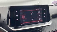 Peugeot 2008 1.2 PureTech 130ch S&S GT EAT8 — photo 13
