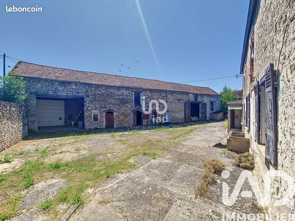 Maison 8 pièces 400 m²