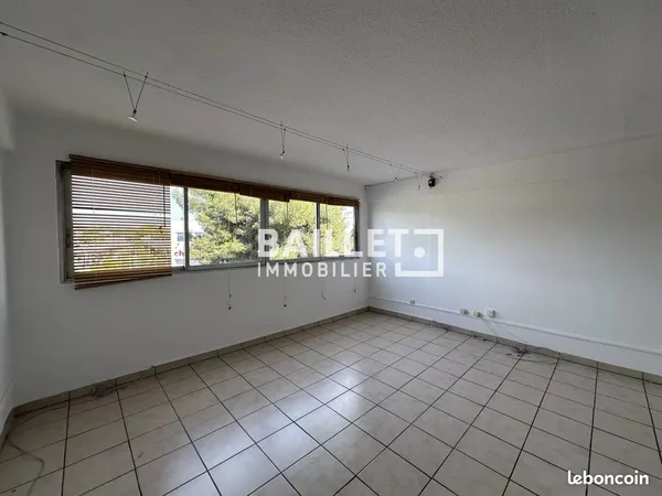 Bureaux 28 m² Antibes