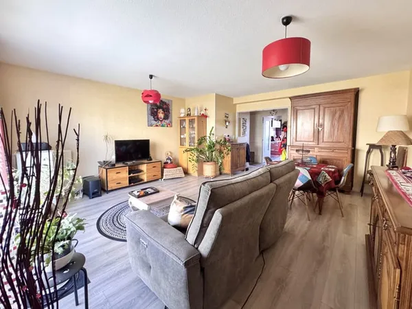 EXCLUSIVITÉ - MONTJUZET - T4 96m2 - BALCON / GARAGE + PARKIN