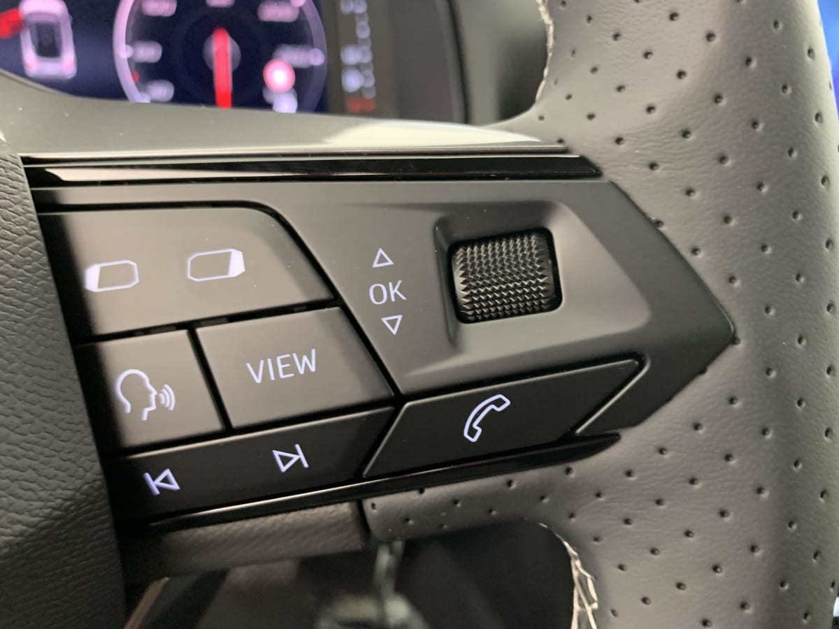 Seat Arona — photo 18