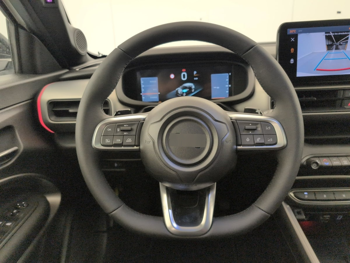 Jeep Avenger — photo 14