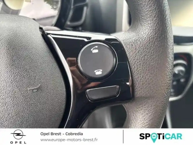 Peugeot 108 1.0 vti style 5p — photo 24