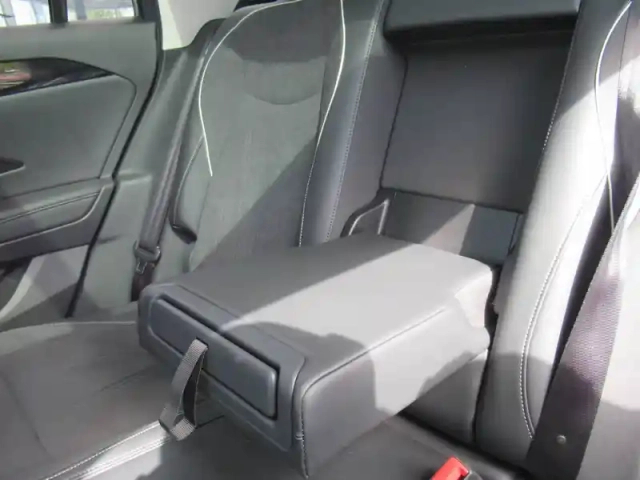Volkswagen Tiguan 1.5 ehybrid 272ch dsg6 — photo 13