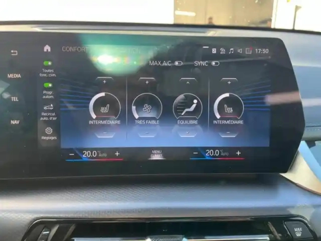 Bmw X1 sdrive18d 150ch m sport — photo 9