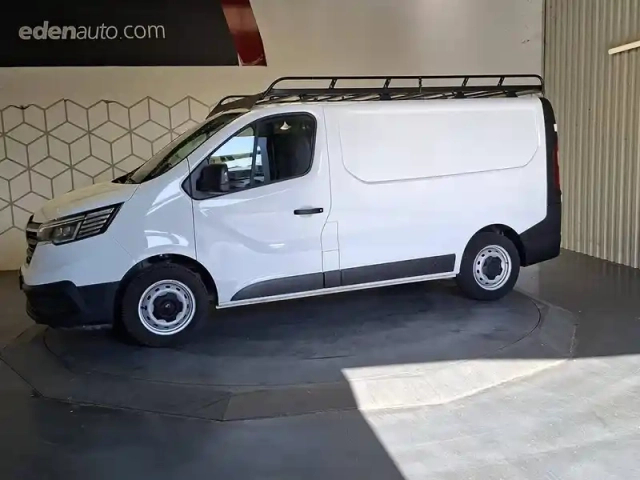 Renault Trafic fgn l1h1 2800 kg blue dci 110