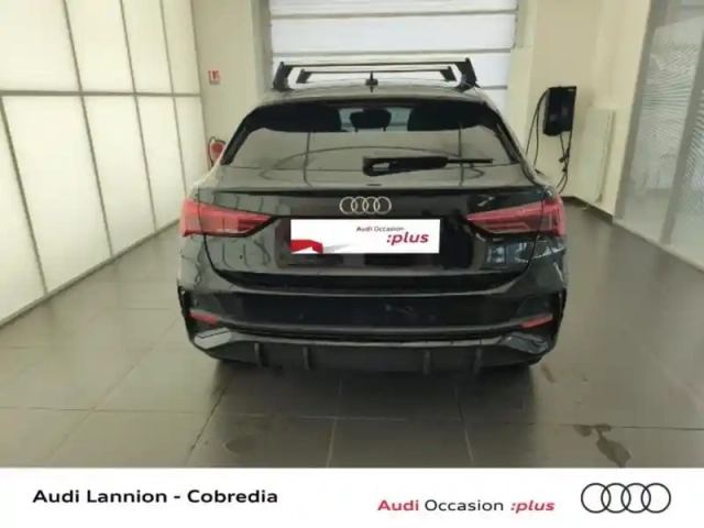 Audi Q3 sportback 45 tfsi e 245ch s line s tronic 6 — photo 6