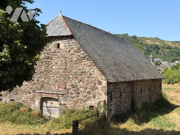 Maison Vente Saint-Martin-Valmeroux   84800€