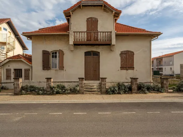 Maison 1 pièce 260 m²