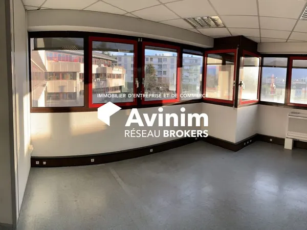 Bureaux 456 m² La Tronche