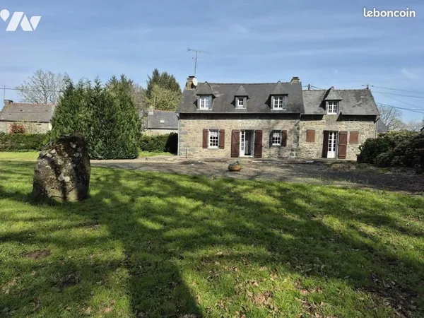 Maison 92 m² ST JACUT DU MENE