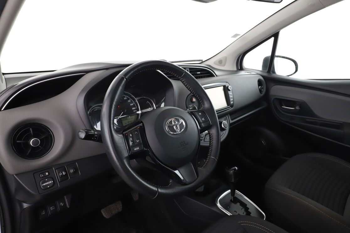 Toyota Yaris 1.5 Hybrid France — photo 10