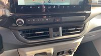 Ford Tourneo Custom 320 L2H1 2.0 EcoBlue 170ch Titanium BVA8 — photo 26