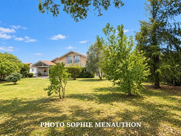 Maison 6 pièces 140 m²