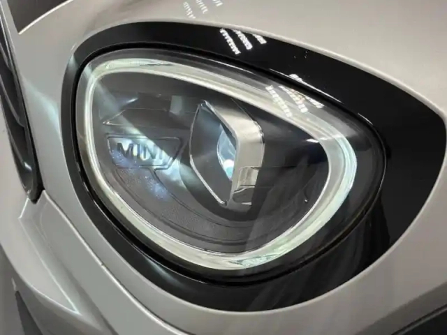Mini Countryman cooper se 125ch + 95ch edition premium plus all4 bva6 — photo 10