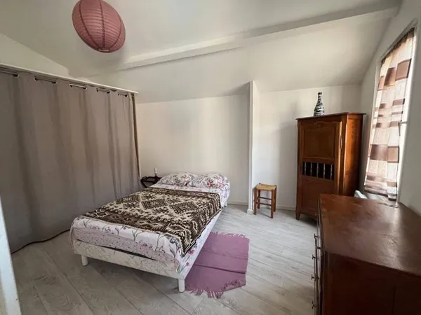 Maison 13 pièces 230 m²