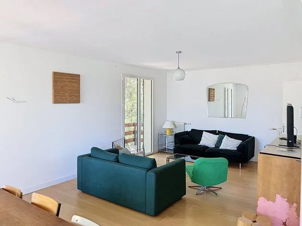 Maison 8 pièces 180 m²
