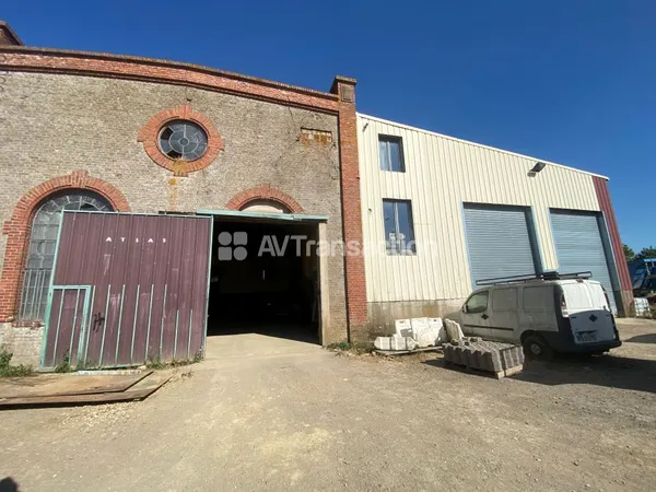 ENTREPOT de 473M2 sur une parcelle de 2000 m2