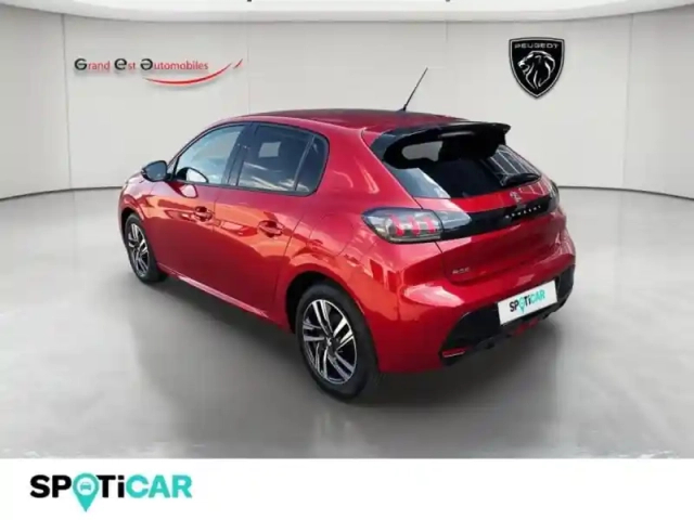 Peugeot 208 1.2 puretech 100ch s&amp;s allure eat8 — photo 3