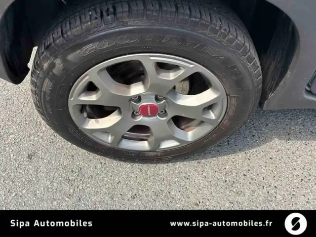 Fiat Panda 0.9 85 ch twinair s/s 4x4 — photo 28