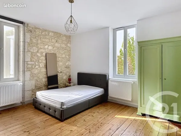 Chambre 1 pièce 22 m²