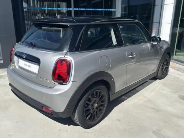 Mini Mini cooper se 184ch edition premium bva 5cv — photo 2