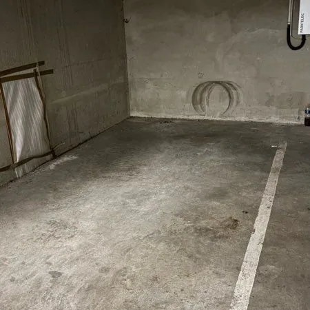 Parking à louer centre-ville Antony