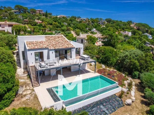 VILLA FIURINA