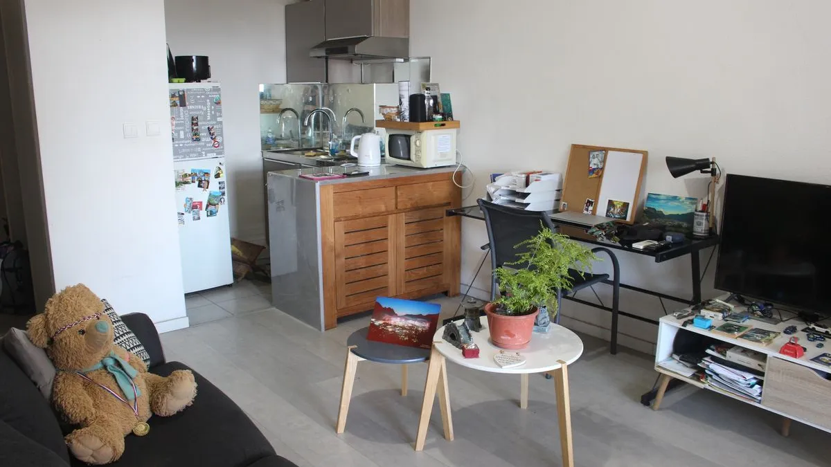Photo 1