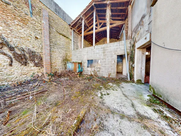 ENSEMBLE IMMOBILIER À RÉINVENTER AU C?UR DU CENTRE-VILLE !