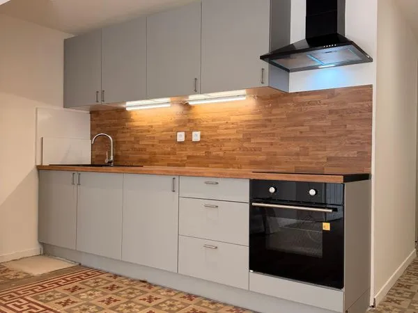 Appartement T3 de 80 m² rénové à neuf - ARINTHOD (39240), centre-ville
