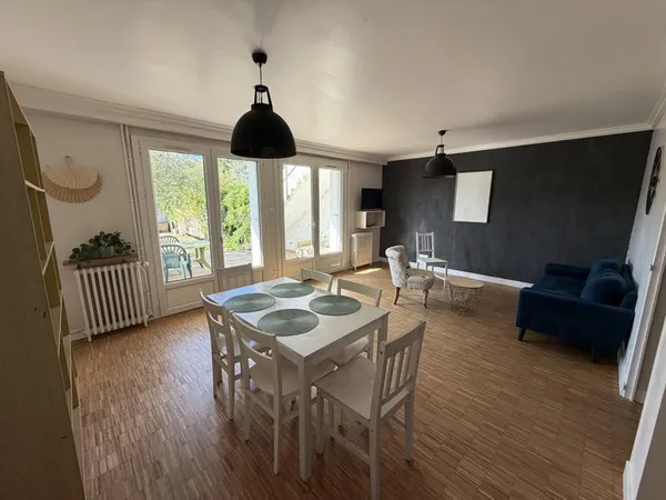 Chambres dans Maison en colocation meublée
