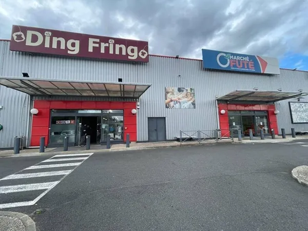 Local commercial 1 pièce 300 m²
