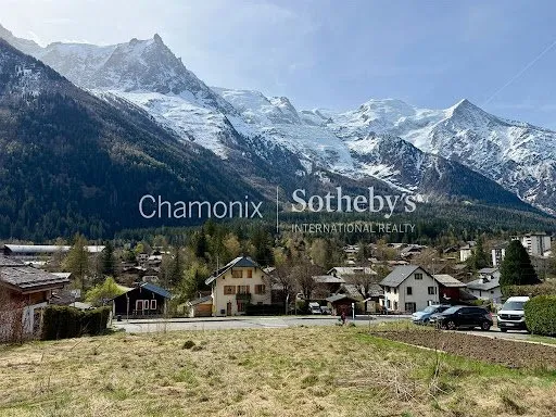 Terrain 1221 m²