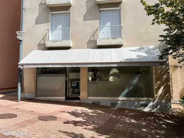 Local commercial 27 m² RODEZ