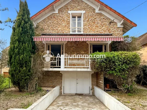 Maison 5 pièces 104 m²