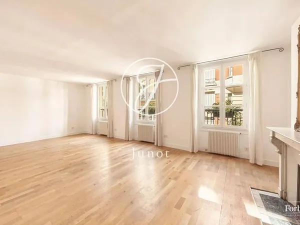 Appartement 5 pièces 106 m²
